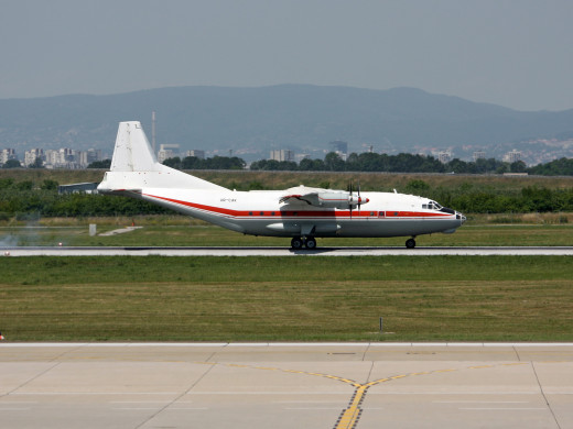 370641 (a): :1600x1200